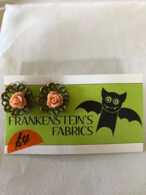 Antique Rose earrings - Peach shiny