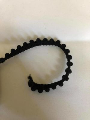 Mini Pom Pom trim black