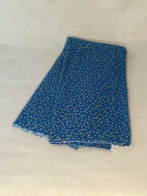 Mini Daisies Blue